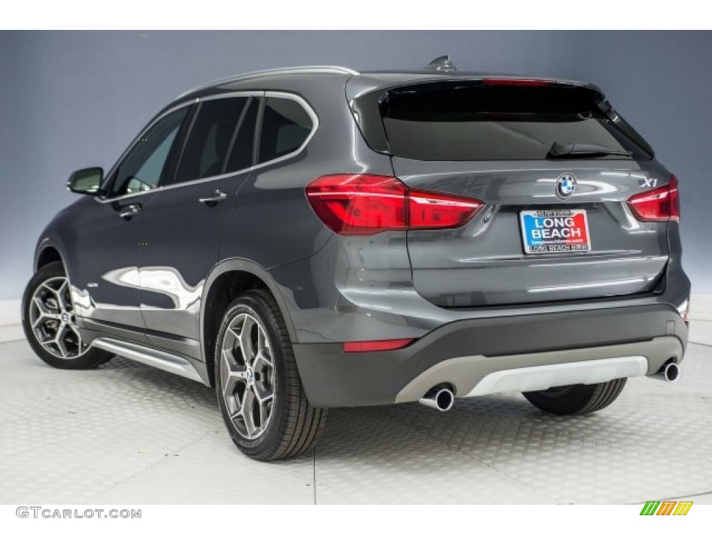 2017 X1 xDrive28i - Mineral Grey Metallic / Black photo #10