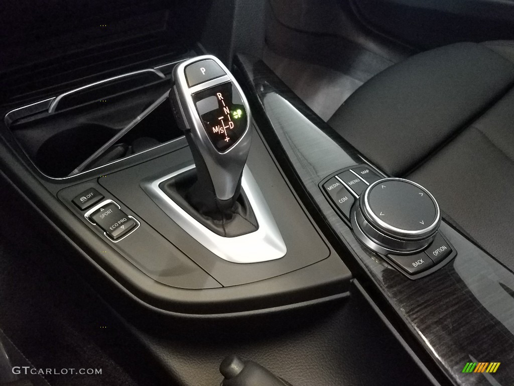 2018 3 Series 330i xDrive Sedan - Black Sapphire Metallic / Black photo #15