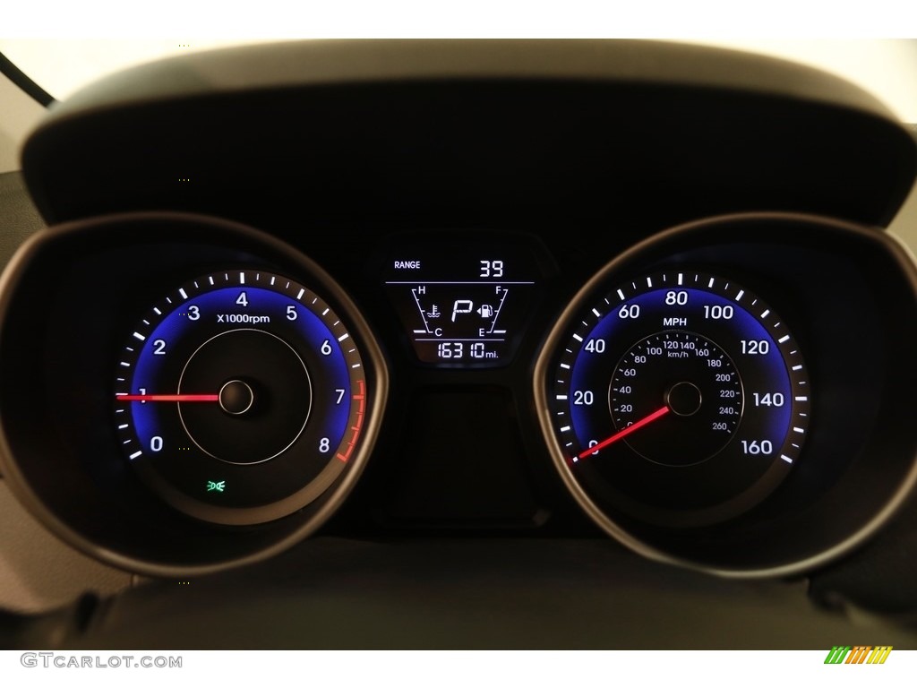 2015 Elantra SE Sedan - Geranium Red / Gray photo #8