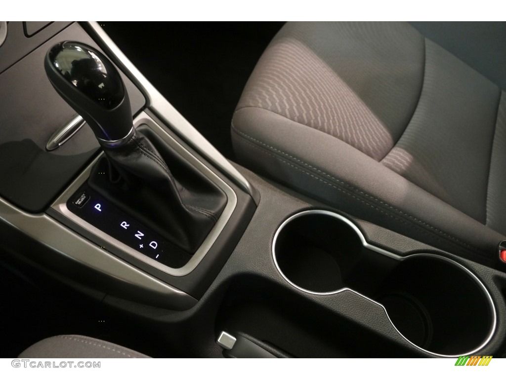 2015 Elantra SE Sedan - Geranium Red / Gray photo #12