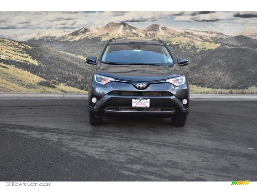 2018 RAV4 XLE - Magnetic Gray Metallic / Black photo #2