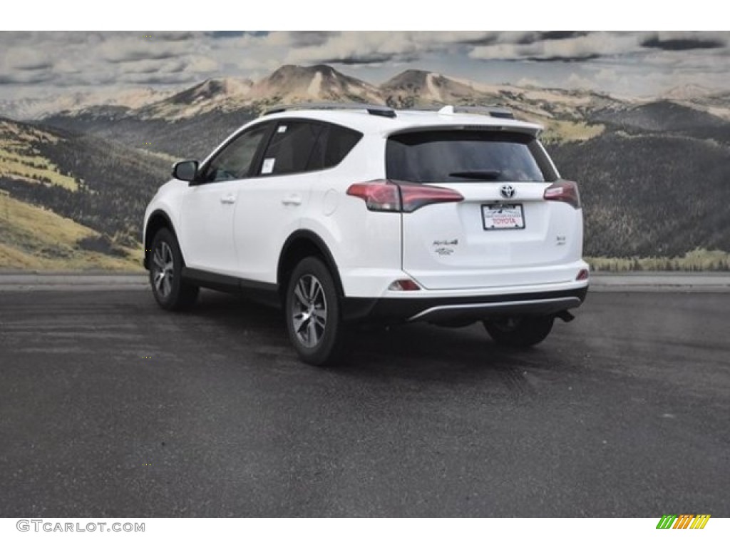 2018 RAV4 XLE - Super White / Black photo #3