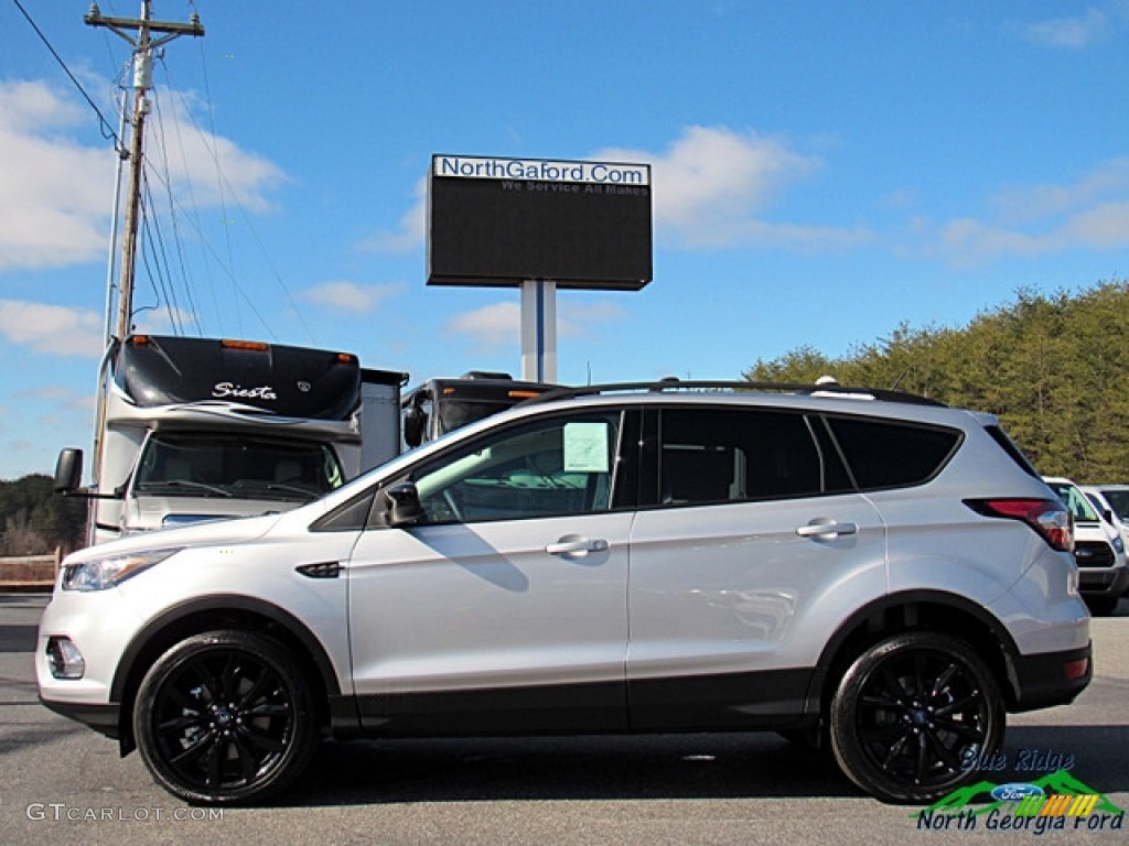 2018 Escape SE 4WD - Ingot Silver / Charcoal Black photo #2