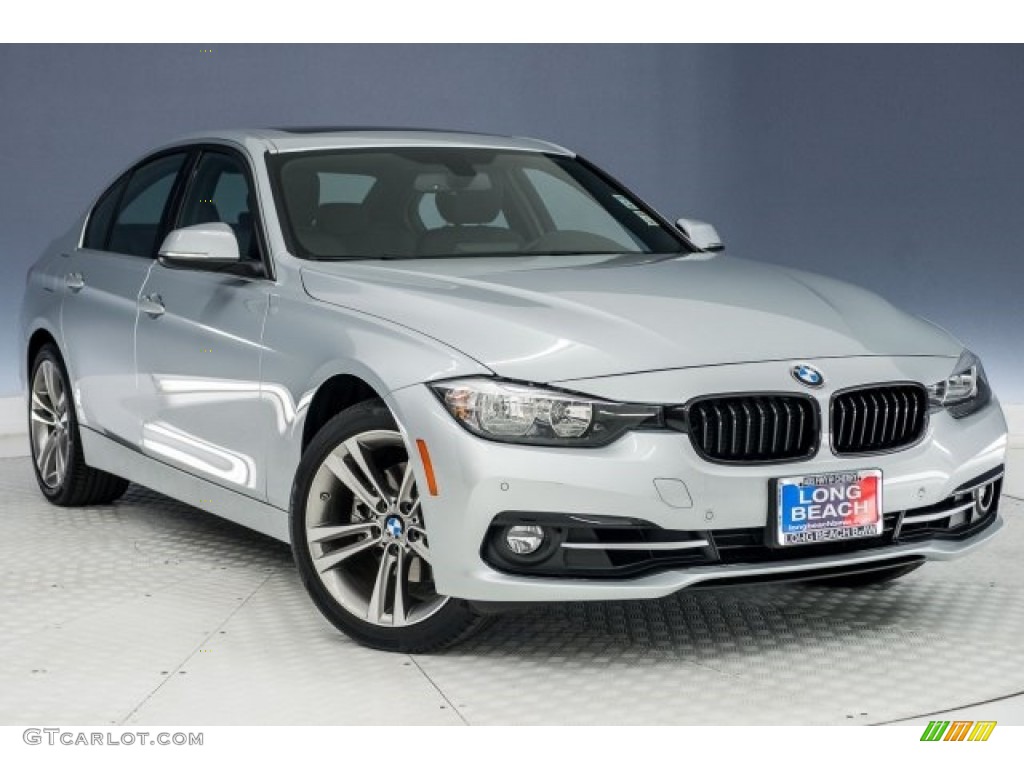 2017 3 Series 330i Sedan - Glacier Silver Metallic / Black photo #12