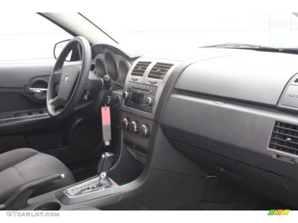 2010 Avenger SXT - Brilliant Black Crystal Pearl / Dark Slate Gray photo #28
