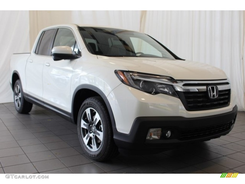White Diamond Pearl 2018 Honda Ridgeline RTL-T Exterior Photo #125288627