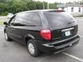 2006 Brilliant Black Chrysler Town & Country LX  photo #4