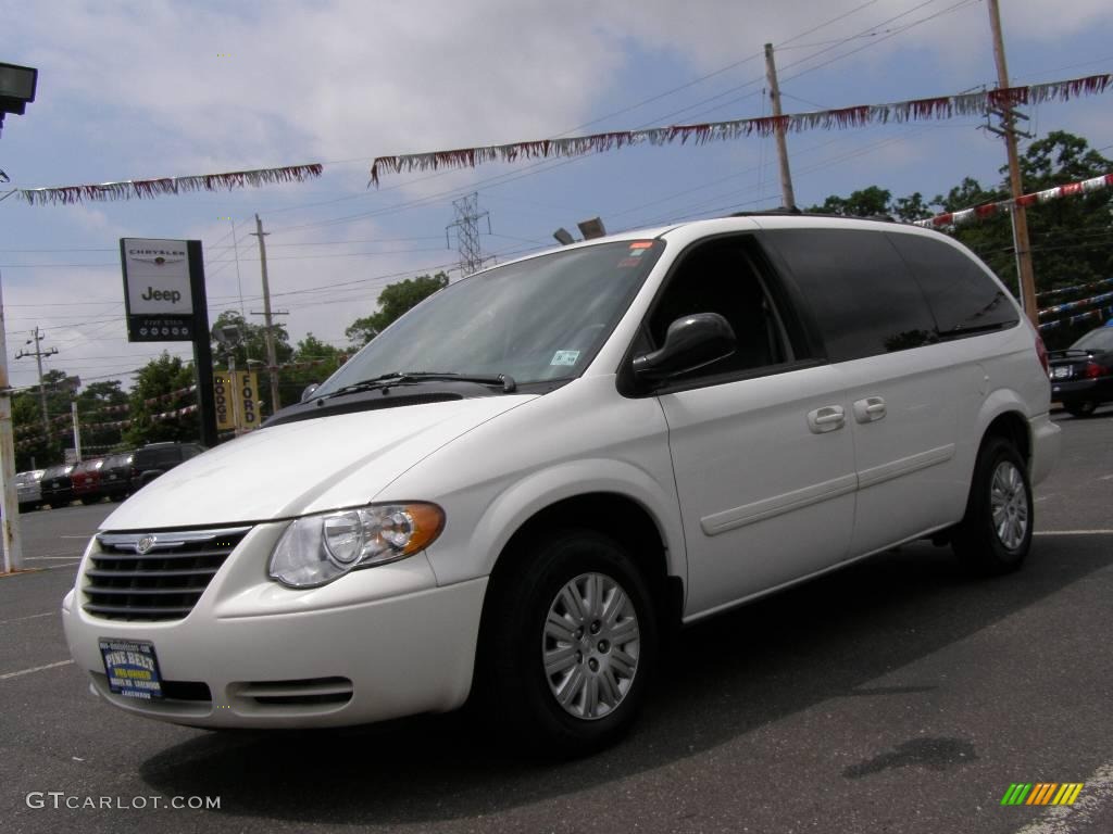 Stone White Chrysler Town & Country