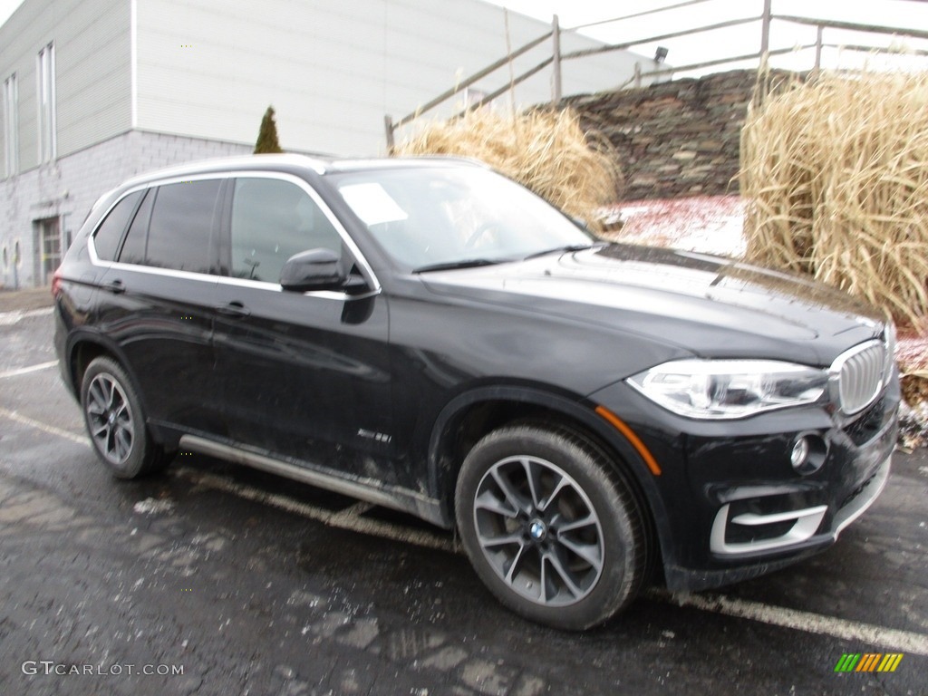 2018 X5 xDrive35i - Jet Black / Black photo #1