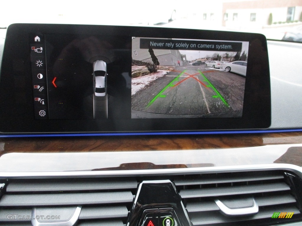 2018 5 Series 530i xDrive Sedan - Jet Black / Black photo #18