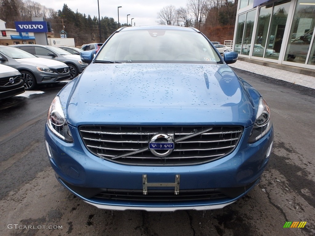 2017 XC60 T6 AWD Inscription - Magic Blue Metallic / Soft Beige photo #9