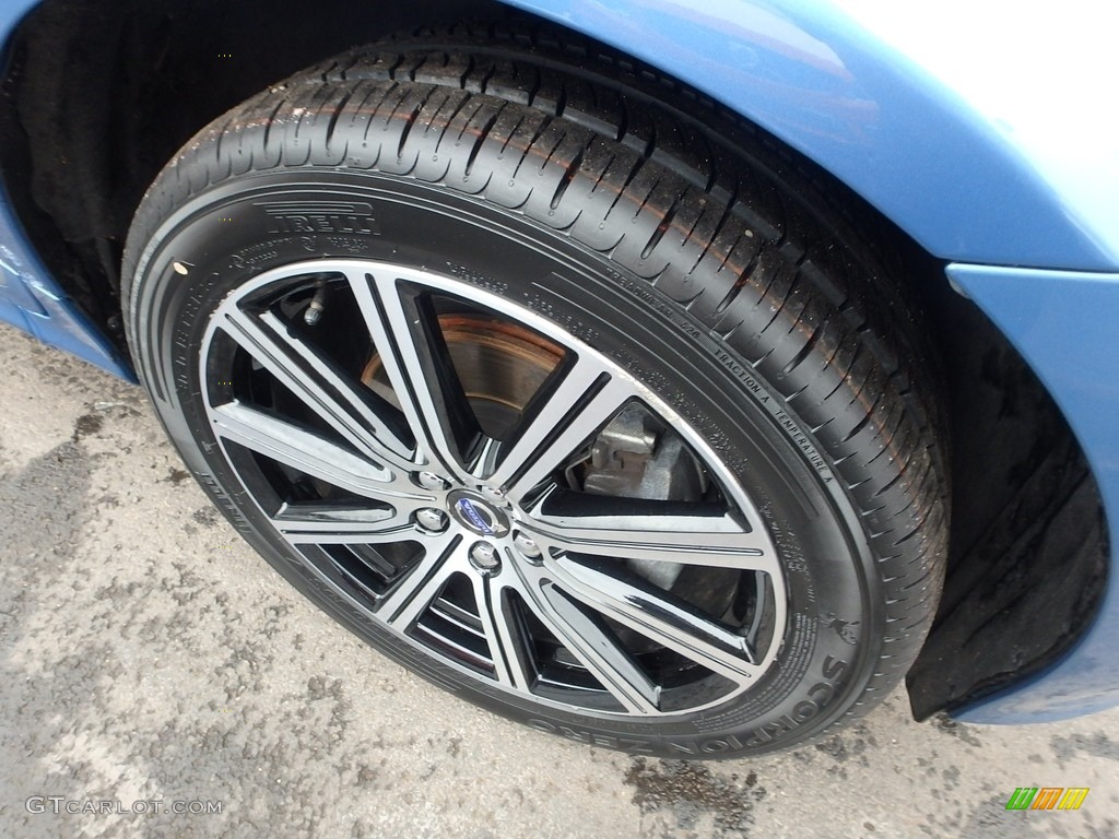 2017 XC60 T6 AWD Inscription - Magic Blue Metallic / Soft Beige photo #10