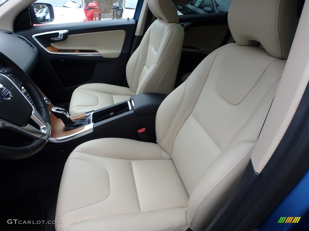 2017 XC60 T6 AWD Inscription - Magic Blue Metallic / Soft Beige photo #16