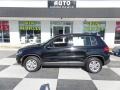 Deep Black Pearl - Tiguan Limited 2.0T 4Motion Photo No. 1