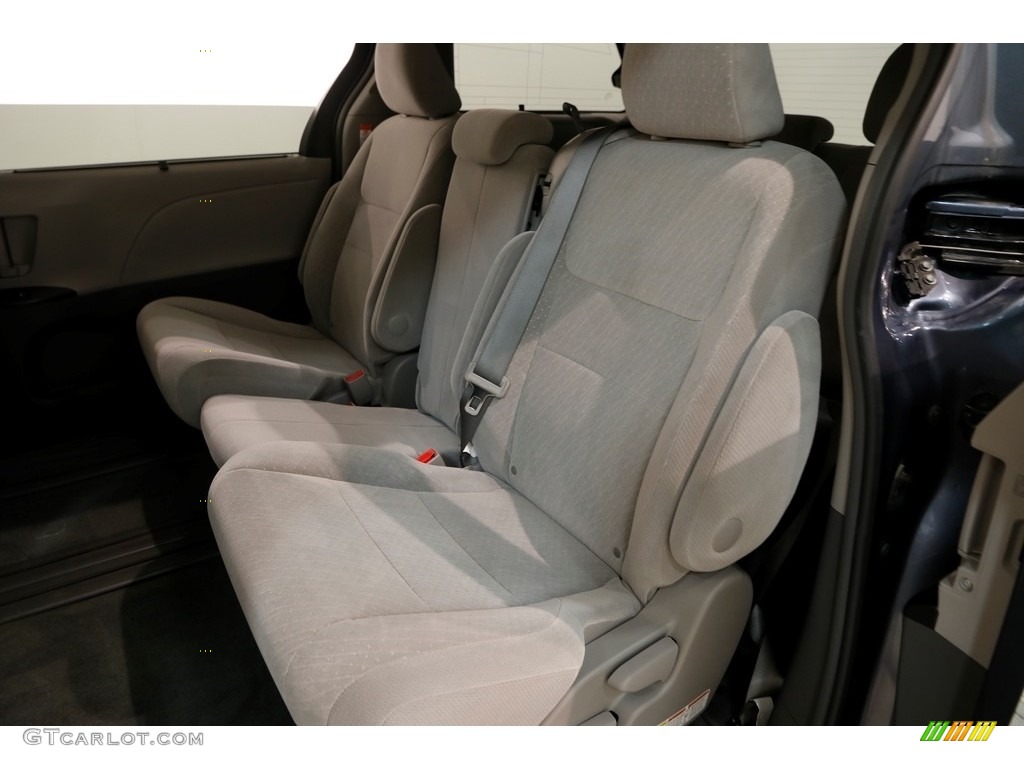 2017 Sienna LE - Shoreline Blue Pearl / Ash photo #15