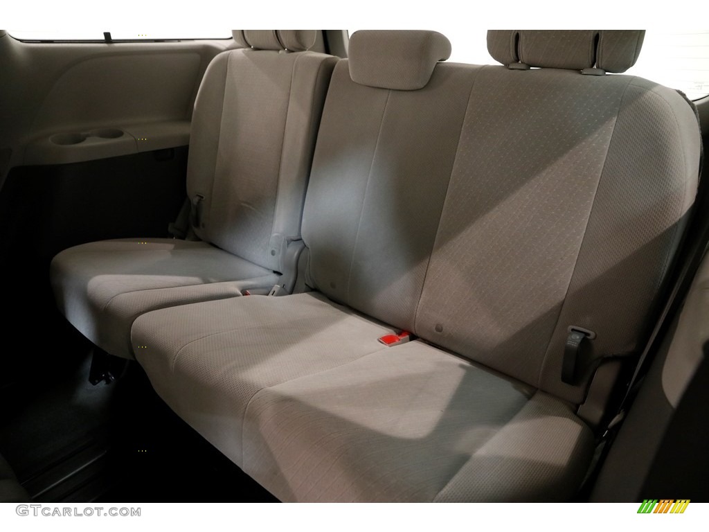 2017 Sienna LE - Shoreline Blue Pearl / Ash photo #17