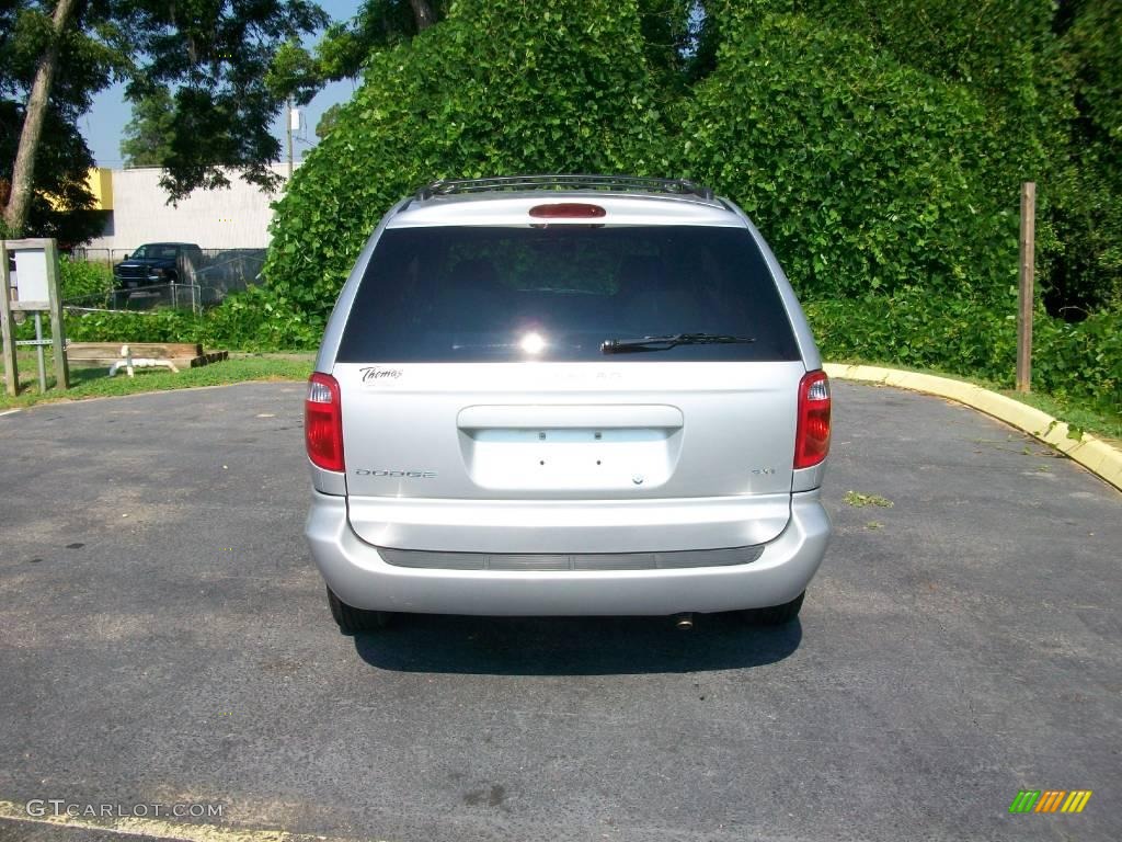 2006 Caravan SXT - Bright Silver Metallic / Medium Slate Gray photo #4