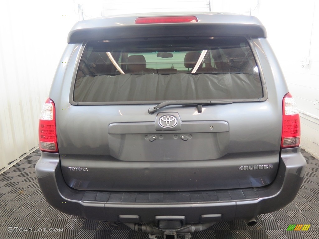 2006 4Runner Limited 4x4 - Galactic Gray Mica / Stone Gray photo #9