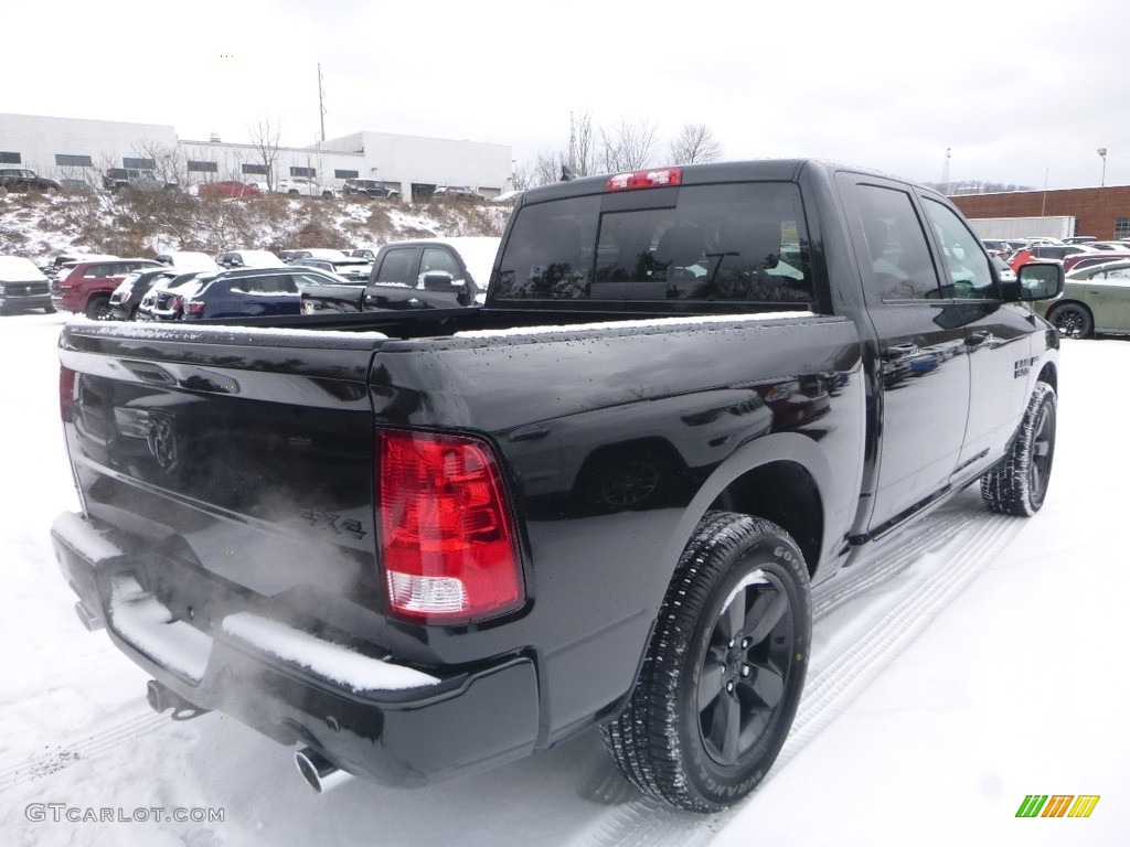 2018 1500 Big Horn Crew Cab 4x4 - Brilliant Black Crystal Pearl / Black/Diesel Gray photo #5