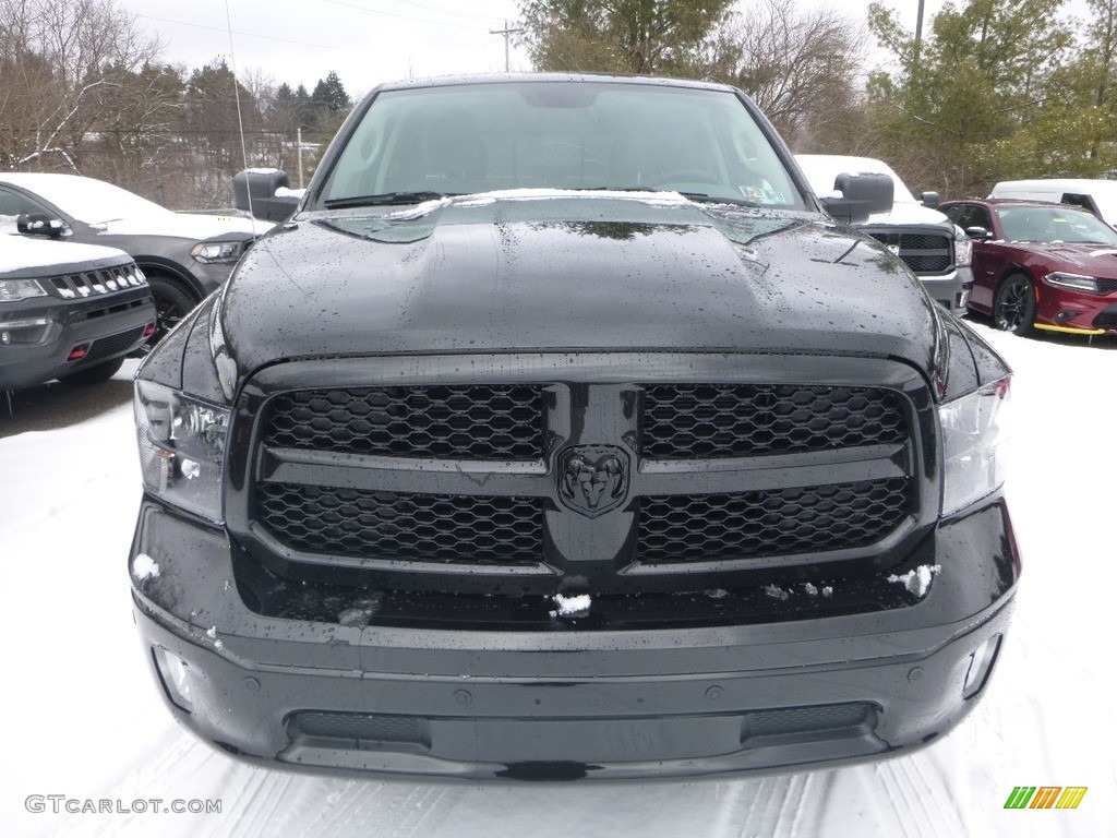2018 1500 Big Horn Crew Cab 4x4 - Brilliant Black Crystal Pearl / Black/Diesel Gray photo #7