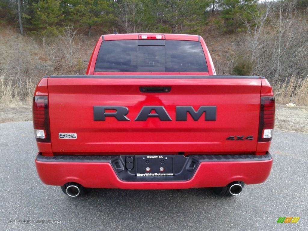2018 1500 Sport Crew Cab 4x4 - Flame Red / Black photo #7