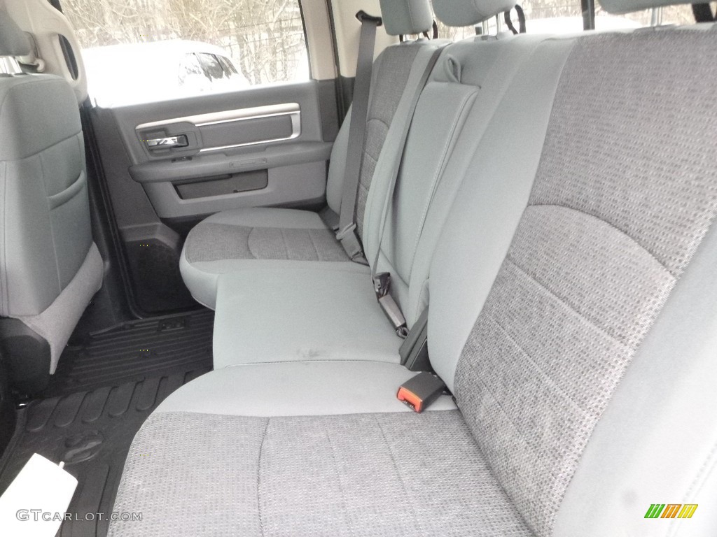 2018 1500 Big Horn Crew Cab 4x4 - Brilliant Black Crystal Pearl / Black/Diesel Gray photo #11