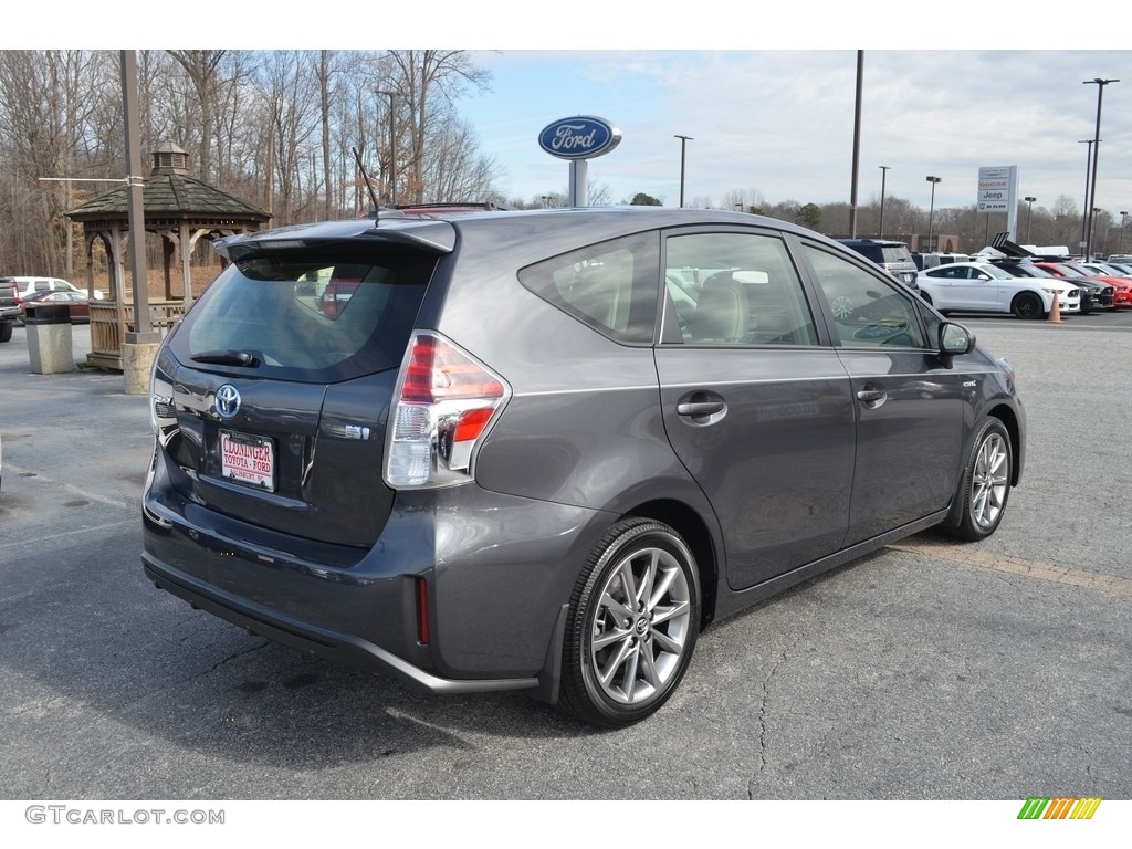 2016 Prius v Five - Magnetic Gray Metallic / Ash photo #3