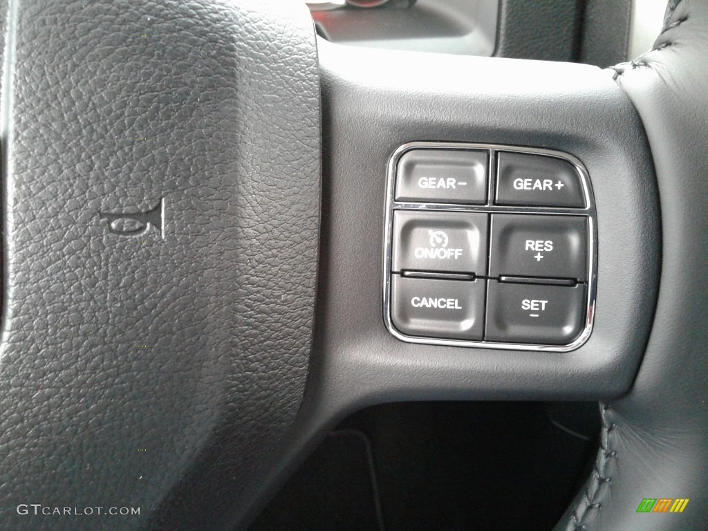 2018 1500 Sport Crew Cab 4x4 - Flame Red / Black photo #17