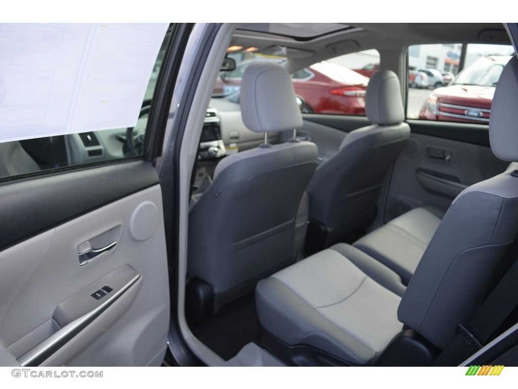 2016 Prius v Five - Magnetic Gray Metallic / Ash photo #12
