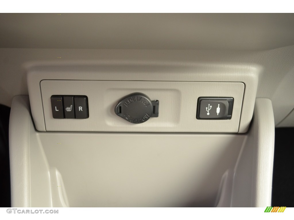 2016 Prius v Five - Magnetic Gray Metallic / Ash photo #22