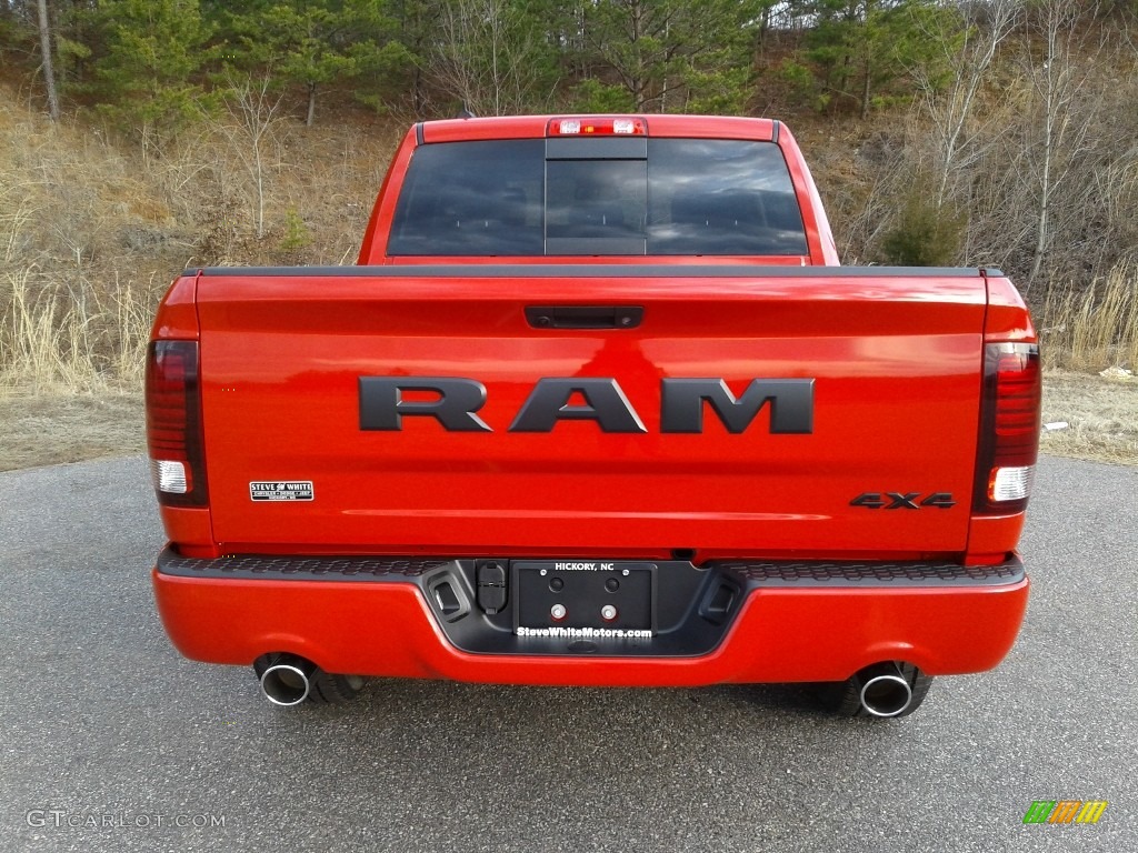 2018 1500 Sport Crew Cab 4x4 - Flame Red / Black photo #7