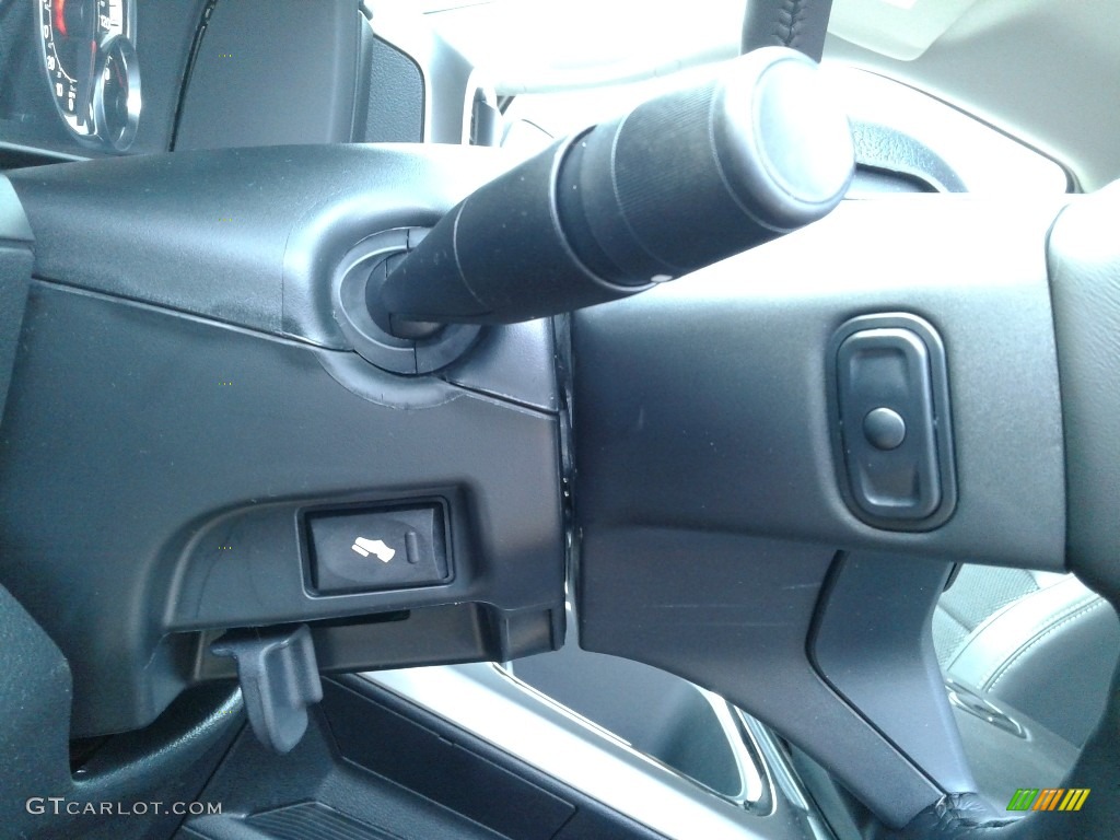 2018 1500 Sport Crew Cab 4x4 - Flame Red / Black photo #15