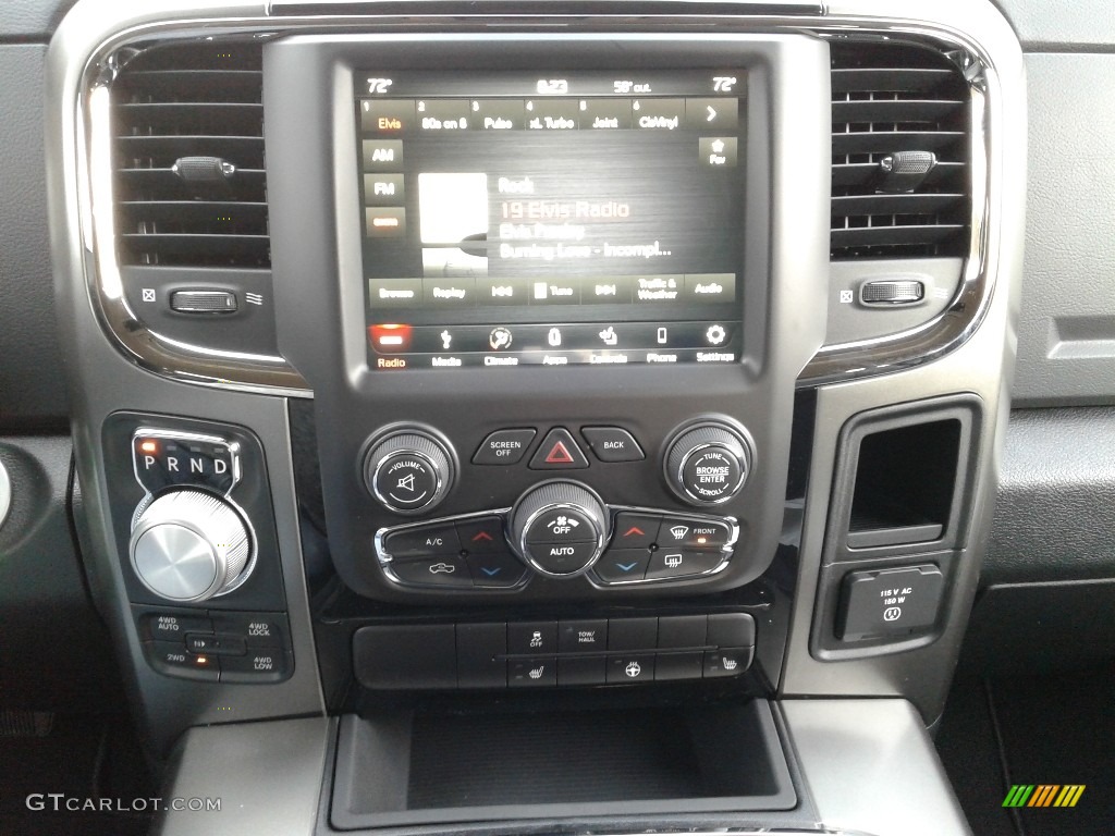 2018 1500 Sport Crew Cab 4x4 - Flame Red / Black photo #19