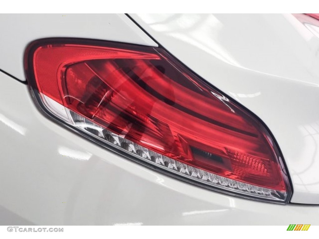 2012 Z4 sDrive28i - Alpine White / Beige photo #32