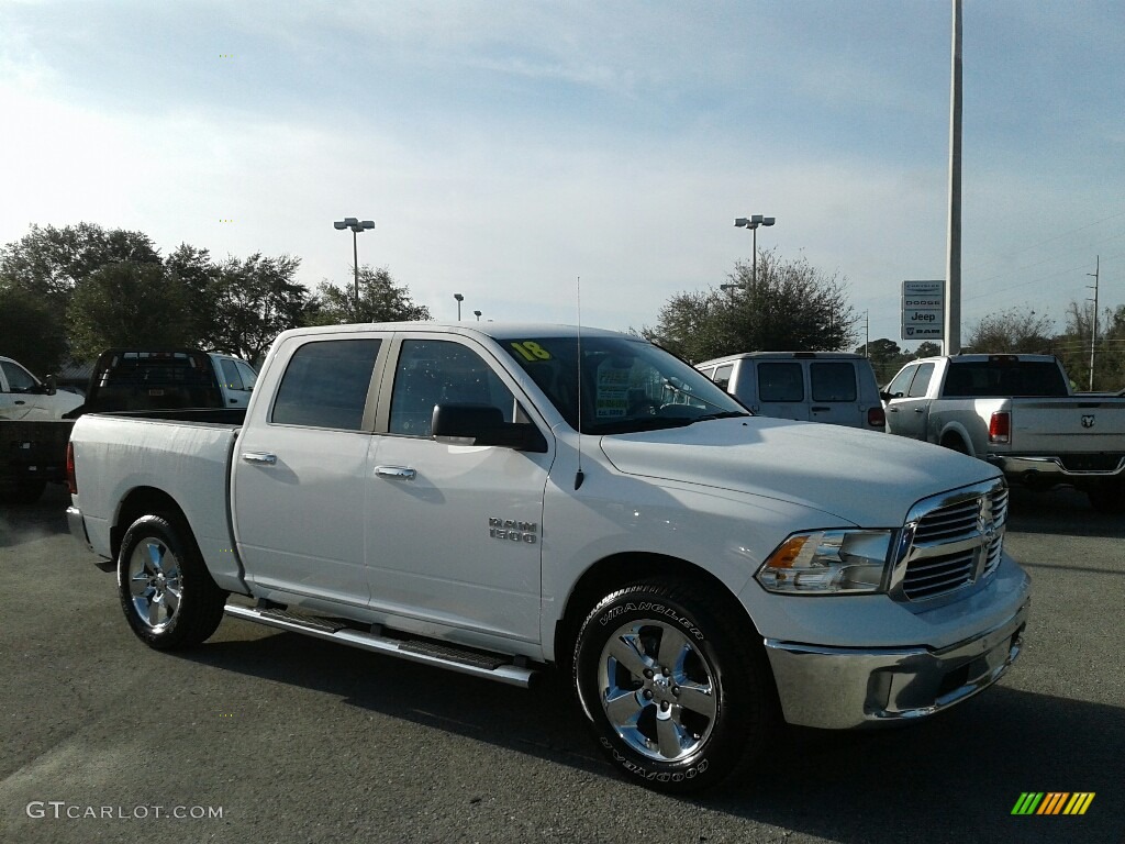 2018 1500 Big Horn Crew Cab - Bright White / Black/Diesel Gray photo #7