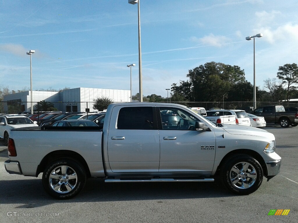 2018 1500 Big Horn Crew Cab - Bright Silver Metallic / Black/Diesel Gray photo #6