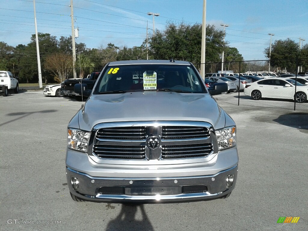 2018 1500 Big Horn Crew Cab - Bright Silver Metallic / Black/Diesel Gray photo #8