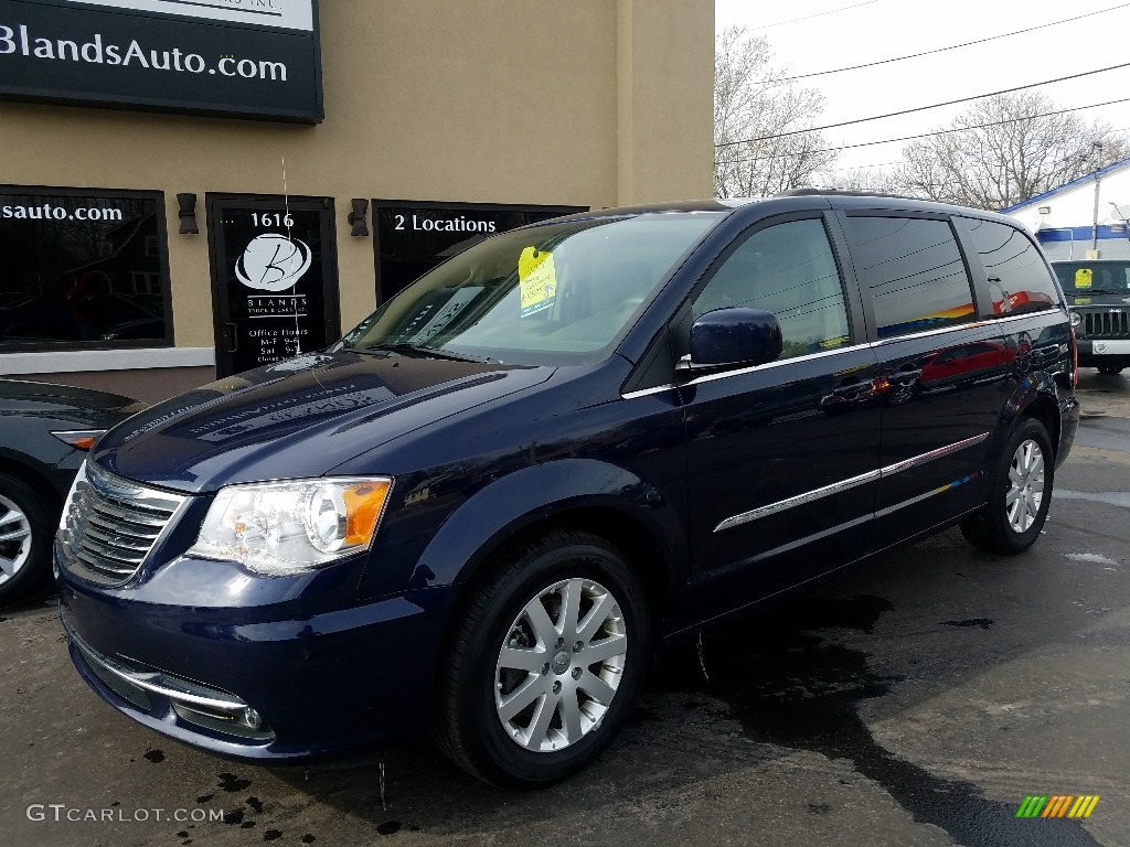 2014 Town & Country Touring - True Blue Pearl / Dark Frost Beige/Medium Frost Beige photo #2