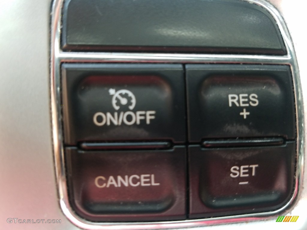 2014 Town & Country Touring - True Blue Pearl / Dark Frost Beige/Medium Frost Beige photo #17