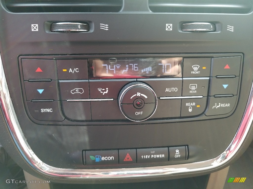 2014 Town & Country Touring - True Blue Pearl / Dark Frost Beige/Medium Frost Beige photo #22