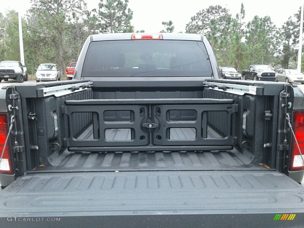 2018 1500 Express Crew Cab - Granite Crystal Metallic / Black/Diesel Gray photo #19