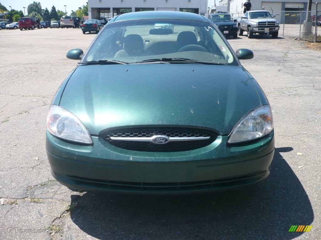 2000 Taurus SE - Tropic Green Metallic / Medium Graphite photo #2