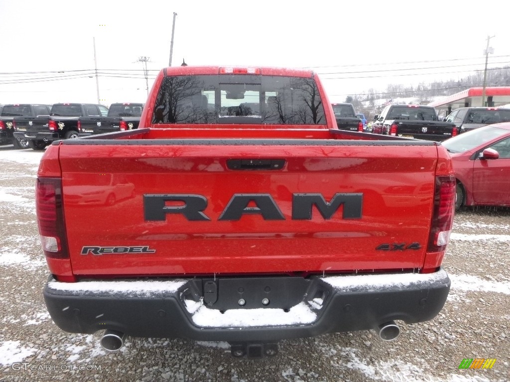 2018 1500 Rebel Crew Cab 4x4 - Flame Red / Black photo #4