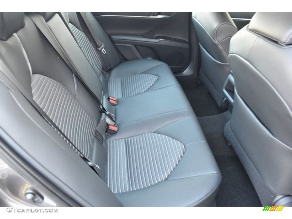 2018 Camry SE - Predawn Gray Mica / Black photo #7