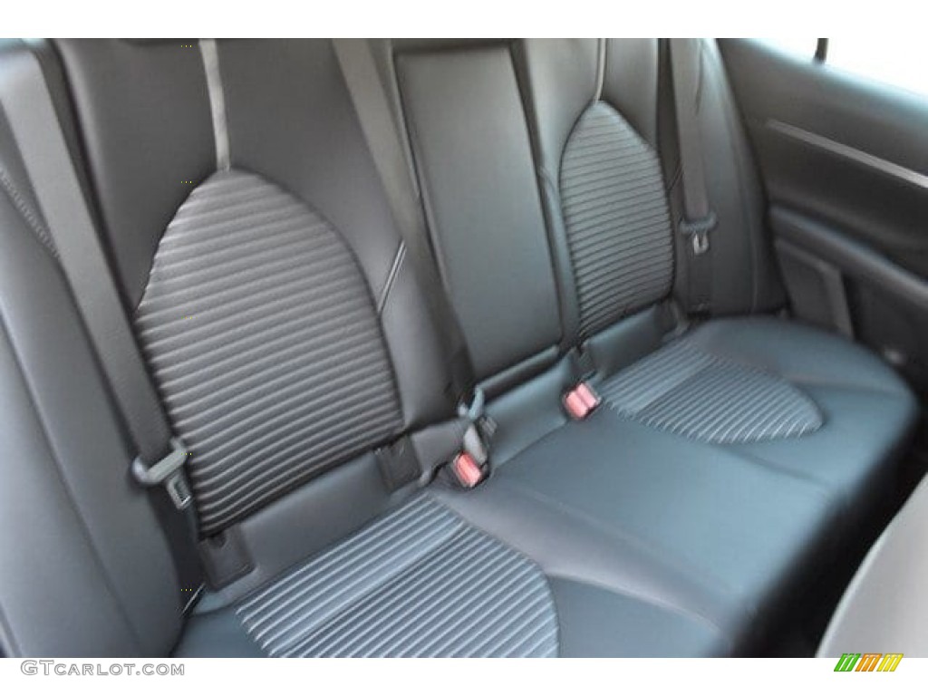 2018 Camry SE - Predawn Gray Mica / Black photo #8