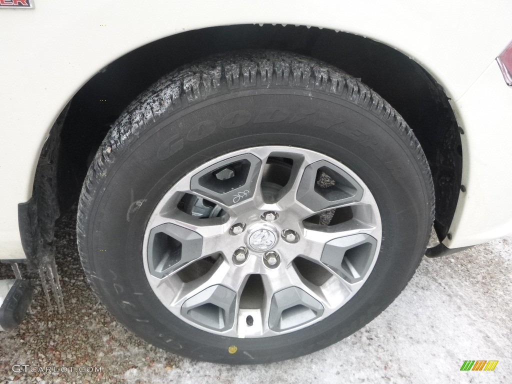 2018 1500 Laramie Longhorn Crew Cab 4x4 - Pearl White / Canyon Brown/Light Frost Beige photo #9