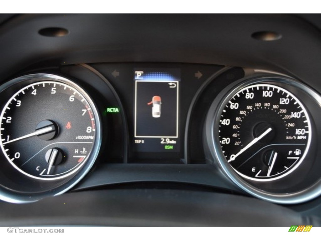 2018 Camry SE - Predawn Gray Mica / Black photo #17