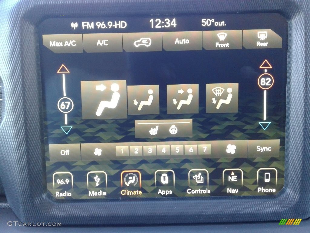 2018 Wrangler Unlimited Sahara 4x4 - Firecracker Red / Black photo #21