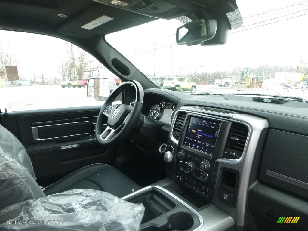 2018 1500 Laramie Longhorn Crew Cab 4x4 - Pearl White / Canyon Brown/Light Frost Beige photo #11