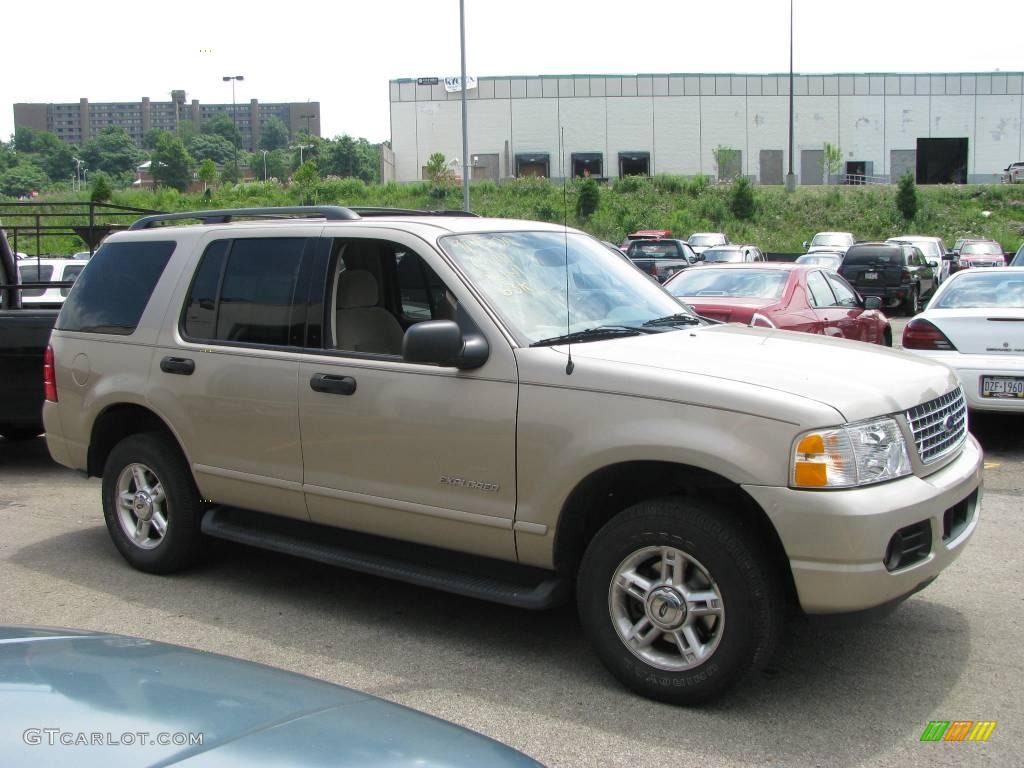 2004 Explorer XLT 4x4 - Pueblo Gold Metallic / Medium Parchment photo #6